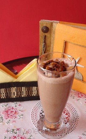 Cookie Bomber Smoothie